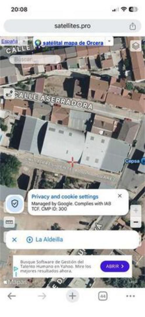 Parking of Industrial buildings to rent in Orcera