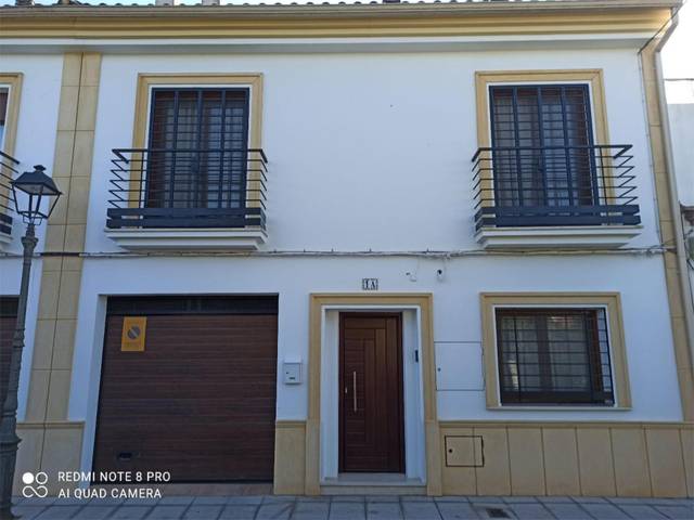 Piso en Venta en Calle Medina Azahara, 2 en Encinarejo de Córdoba
