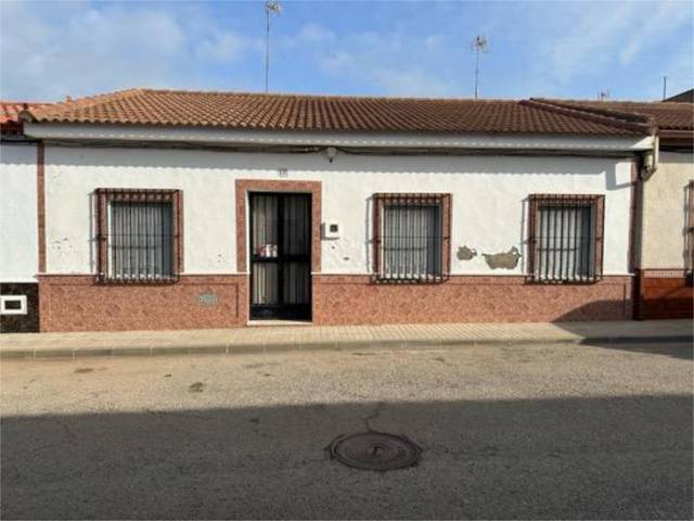 Casa-chalet en Venta en La Luisiana