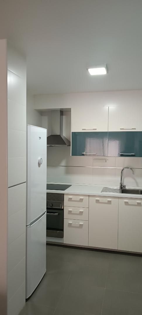 Flat to rent in Paseo de los Rosales, 52, Las Lomas - Las Yucas