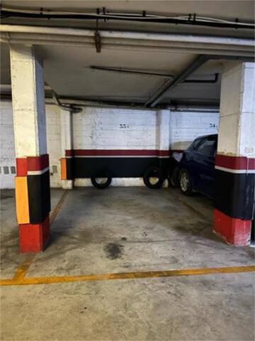 Garaje en Alquiler en Ariznabarra