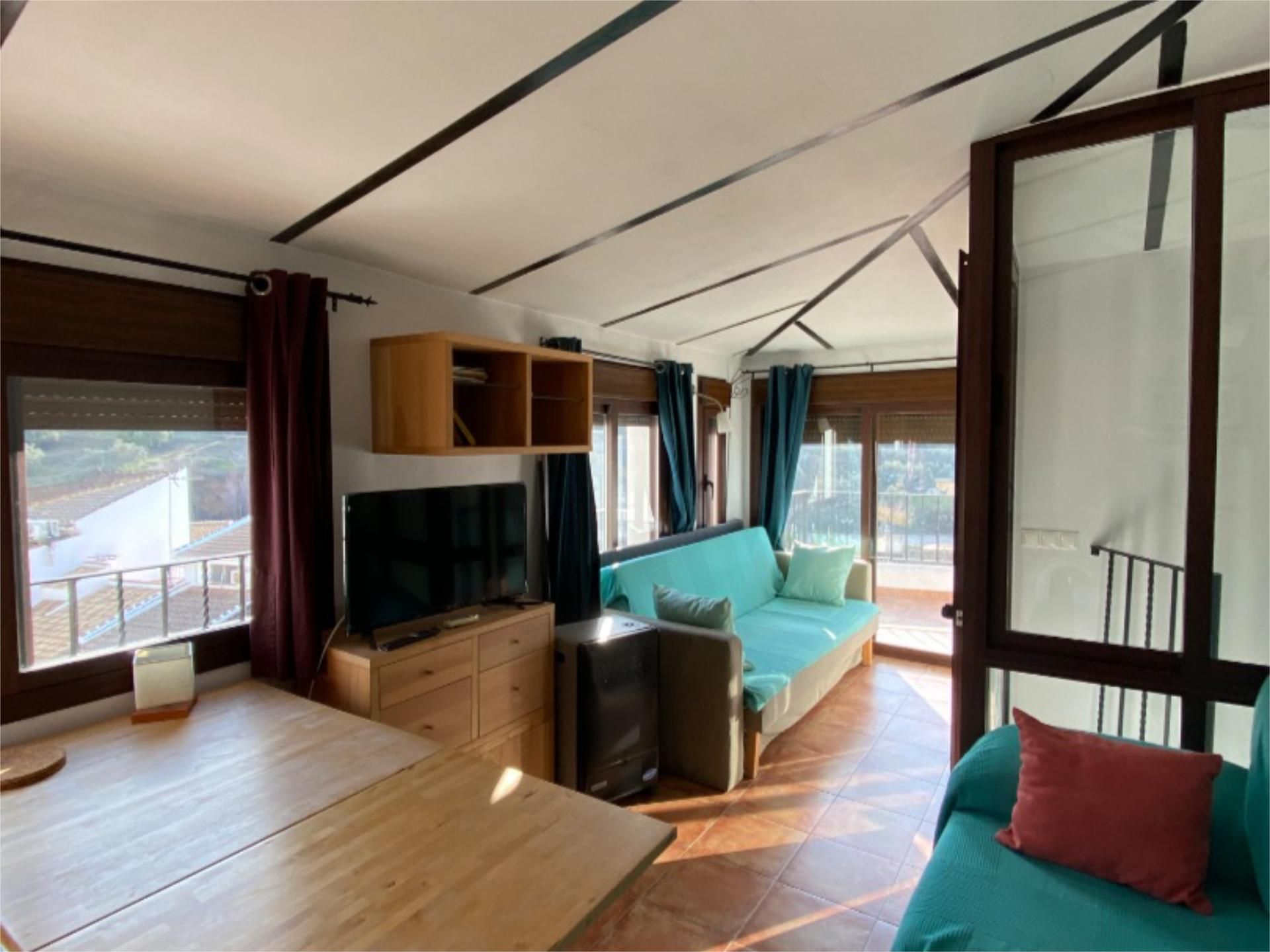 Pis de lloguer a Calle Fuente, 23, Villanueva del Rosario Sala d'estar de Pis de lloguer en Villanueva del Rosario amb Aire condicionat, Calefacció i Terrassa