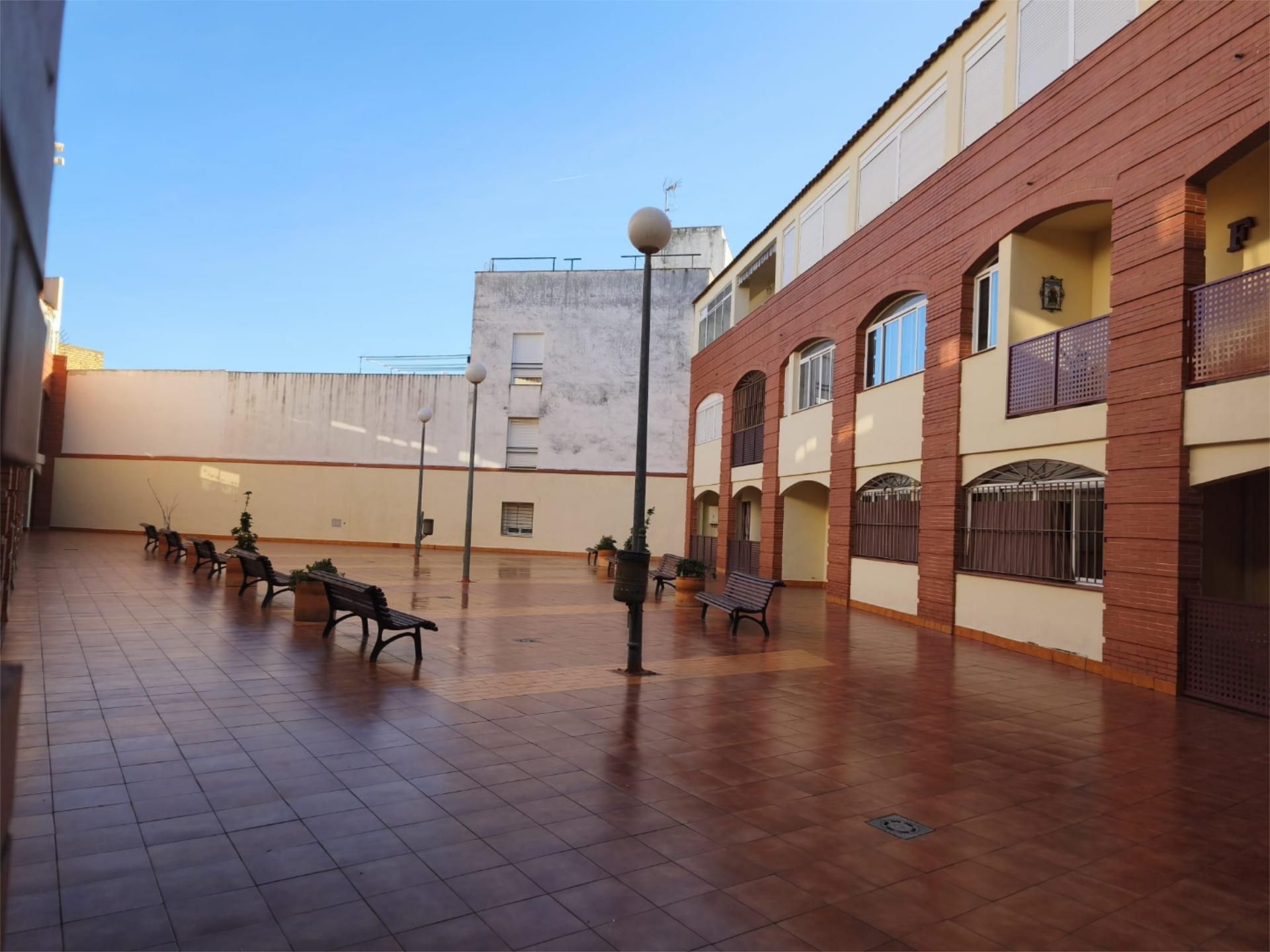 Flat for sale in Calle José Díaz Velázquez, 40, La Algaba Exterior view of Flat for sale in La Algaba with Air Conditioner and Terrace