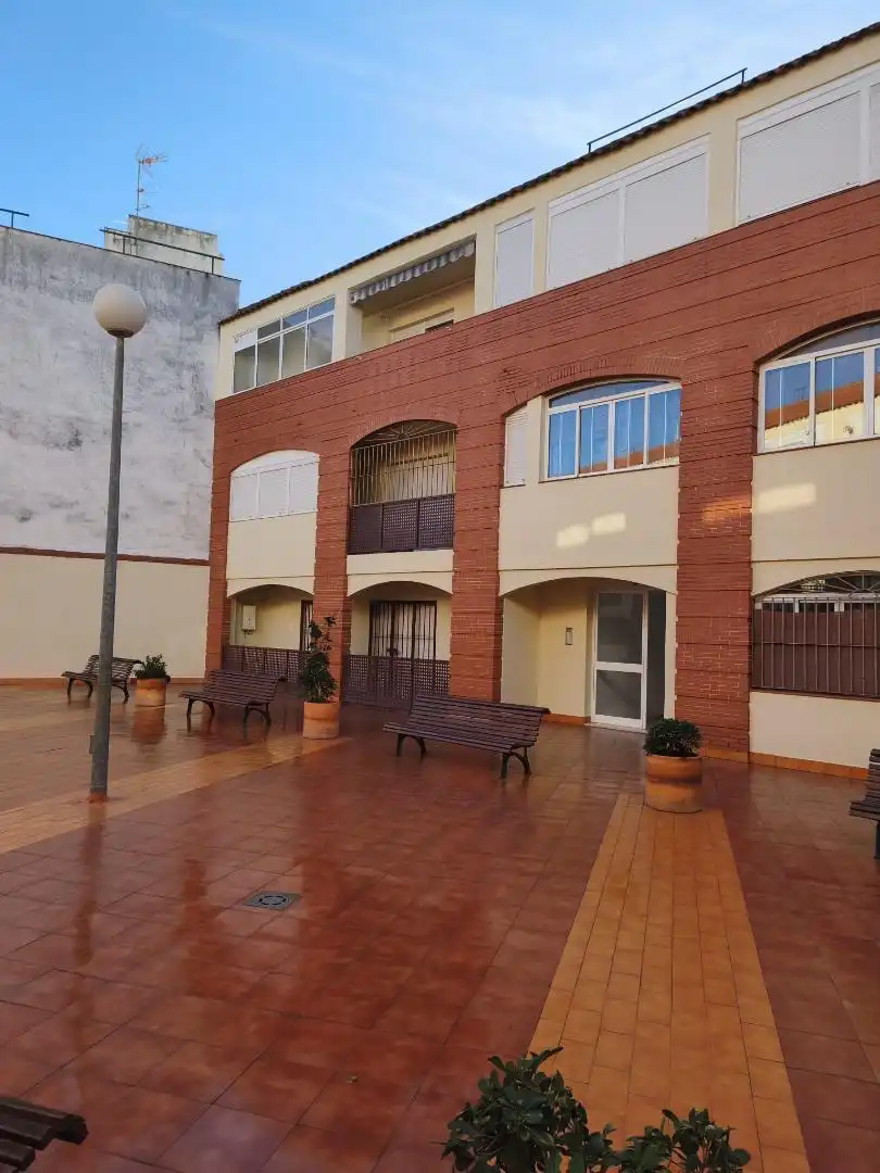 Piso en venta en Calle José Díaz Velázquez, 40, La Algaba Vista exterior de Piso en venta en La Algaba con Aire acondicionado, Calefacción y Terraza