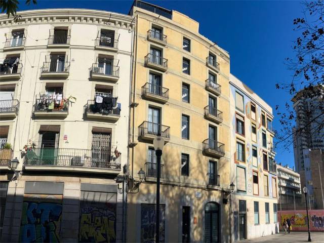 Piso en Alquiler en Carrer de l'Est, 17 en El Raval