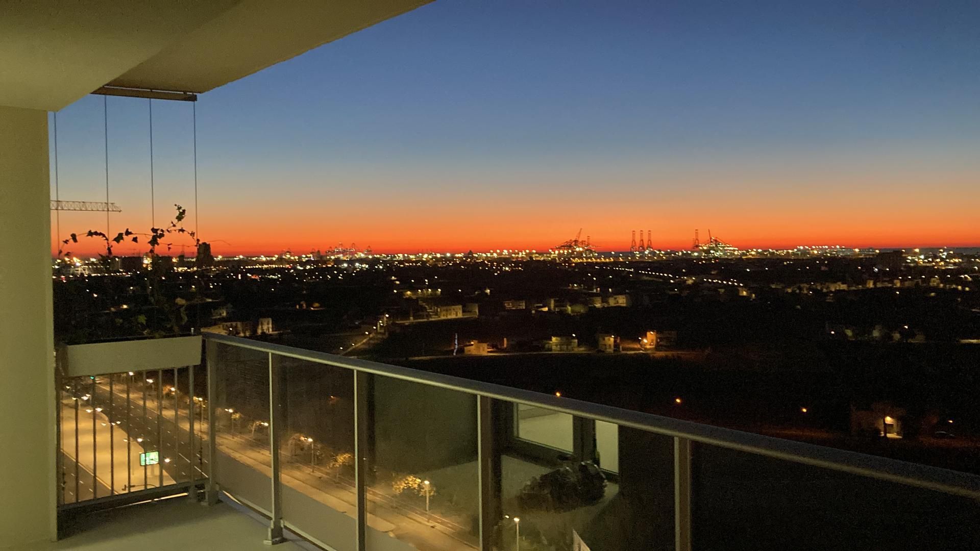 Flat for sale in Carrer del Bomber Ramon Duart, 21, Na Rovella - Hermanos Maristas Exterior view of Flat for sale in Valencia Capital with Air Conditioner, Terrace and Swimming Pool