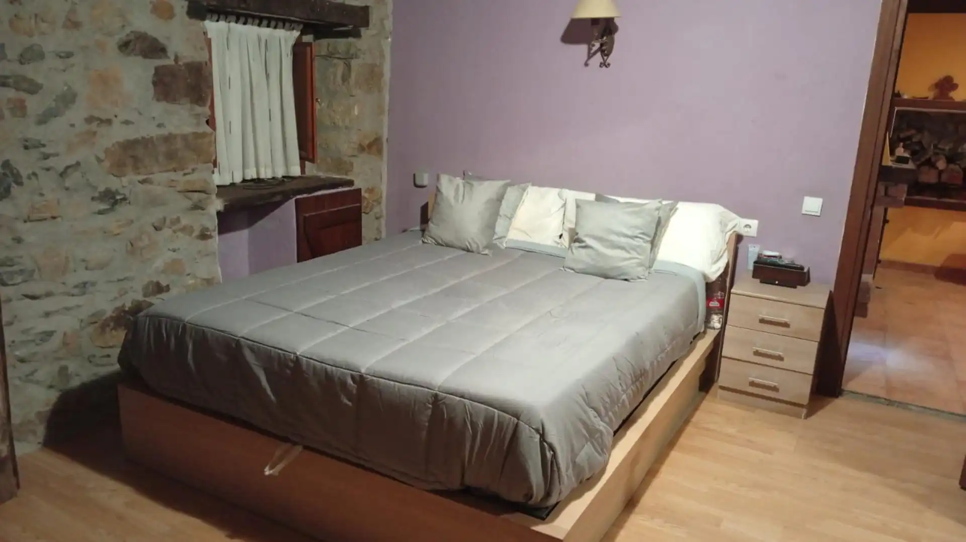 Casa adosada en venta en Bollain Auzoa, 22, Karrantza Harana / Valle de Carranza Habitación de Casa adosada en venta en Karrantza Harana / Valle de Carranza con Terraza, Piscina y Balcón