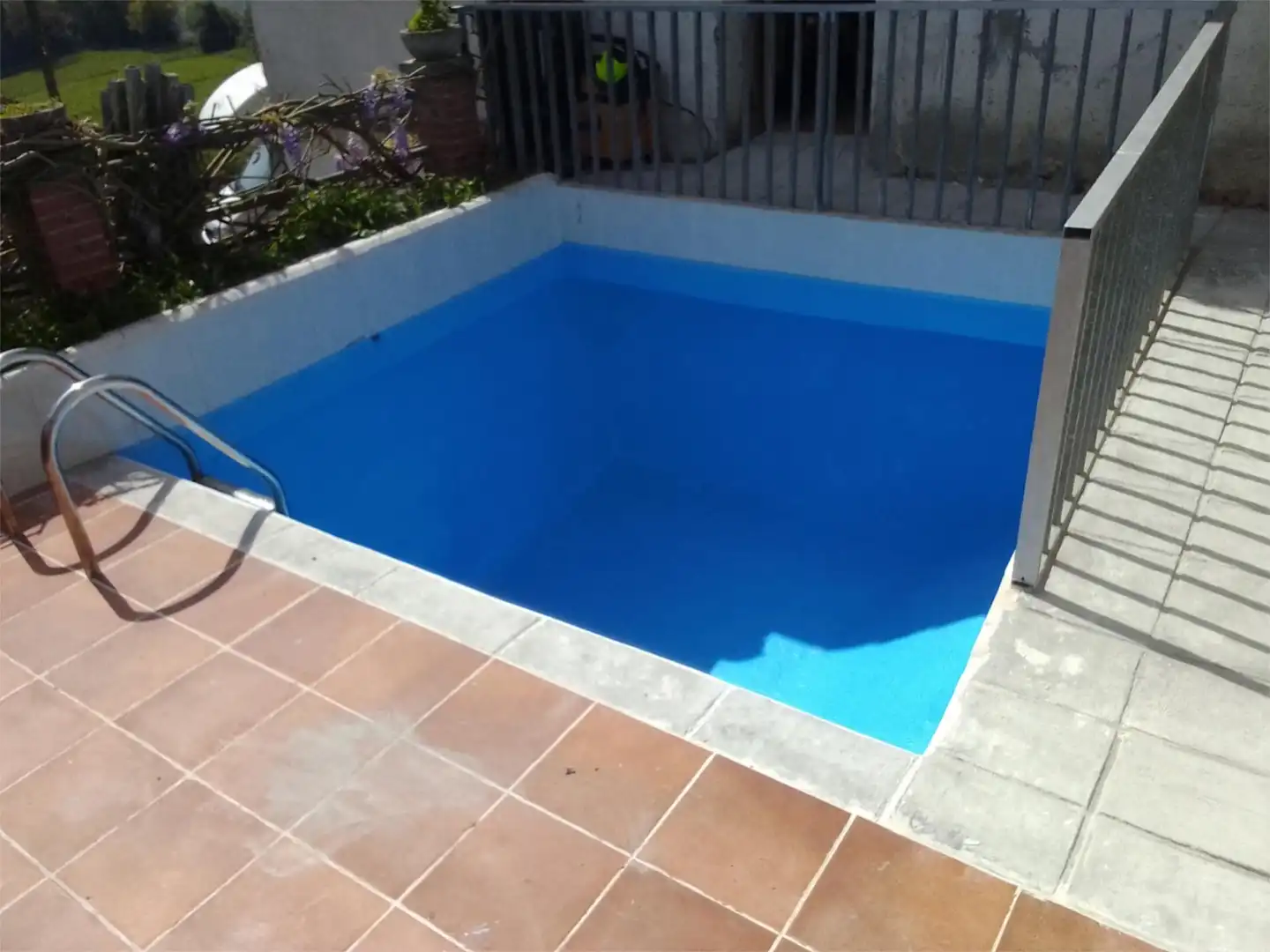 Casa adosada en venta en Bollain Auzoa, 22, Karrantza Harana / Valle de Carranza Piscina de Casa adosada en venta en Karrantza Harana / Valle de Carranza con Terraza, Piscina y Balcón