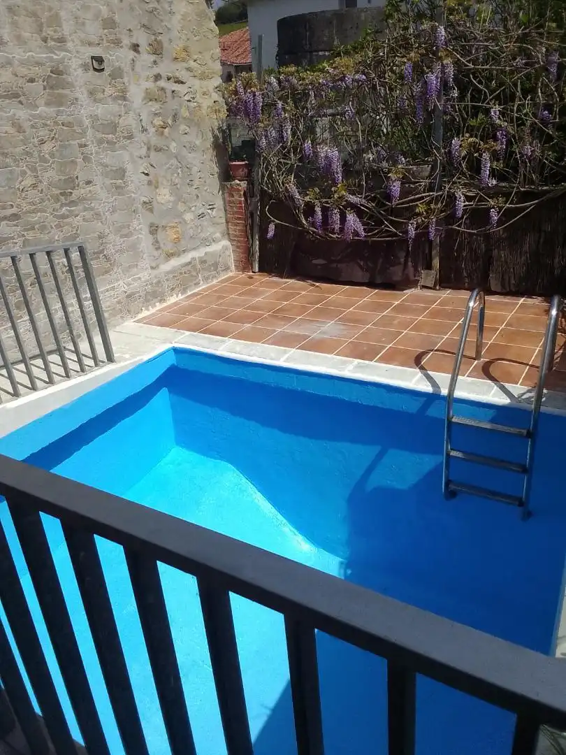 Casa adosada en venta en Bollain Auzoa, 22, Karrantza Harana / Valle de Carranza Piscina de Casa adosada en venta en Karrantza Harana / Valle de Carranza con Terraza, Piscina y Balcón