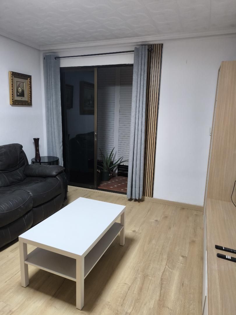 Flat to rent in Carrer del Cayuco, 3, Les Tendetes - Avenida Burjassot Flat to rent in Valencia Capital with Parquet flooring, Furnished and Washing machine