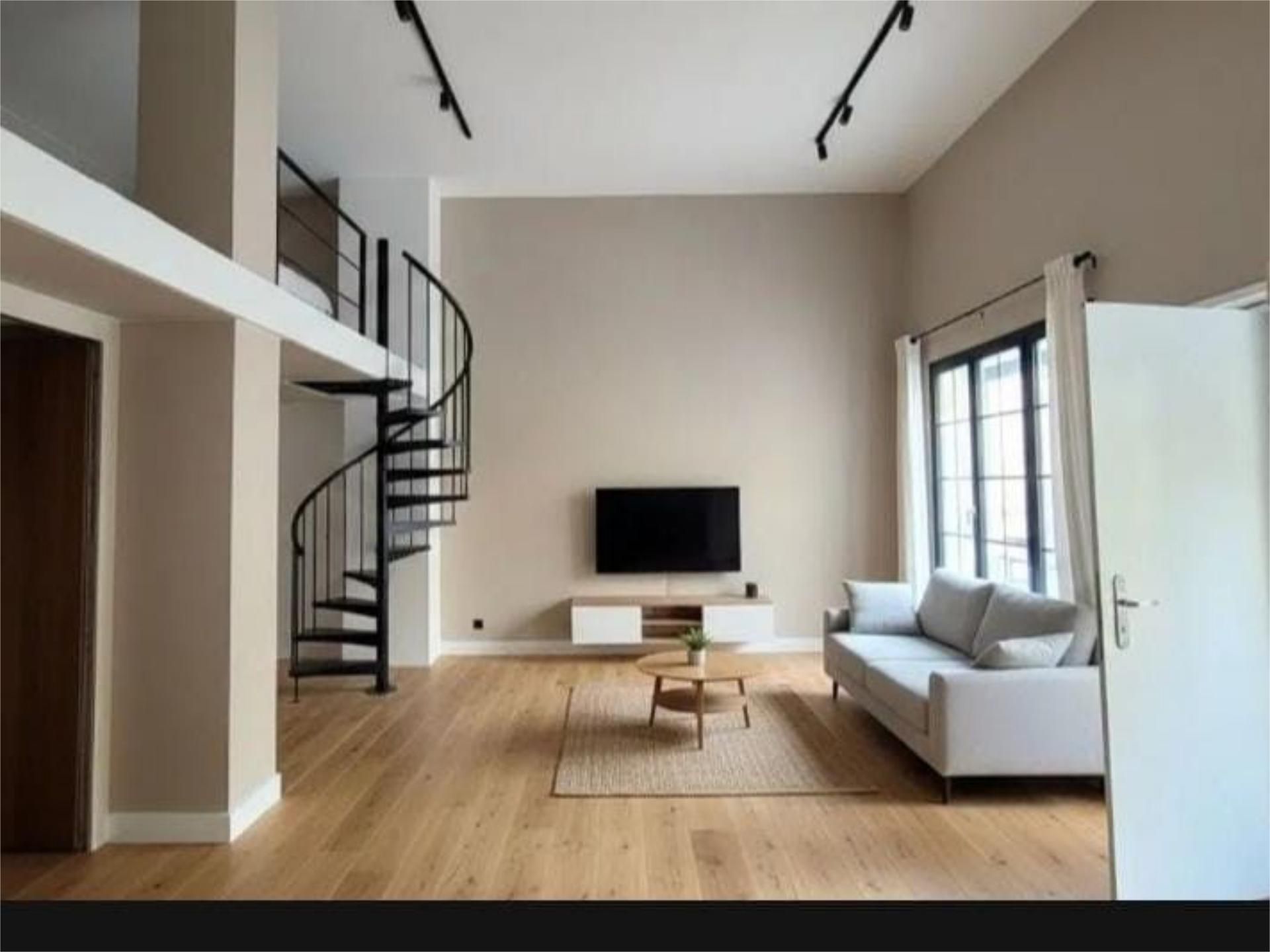 Flat for sale in Carrer de la Mare de Déu del Puig, 10, Zona Avenida al Vedat Living room of Flat for sale in Torrent with Air Conditioner and Parquet flooring