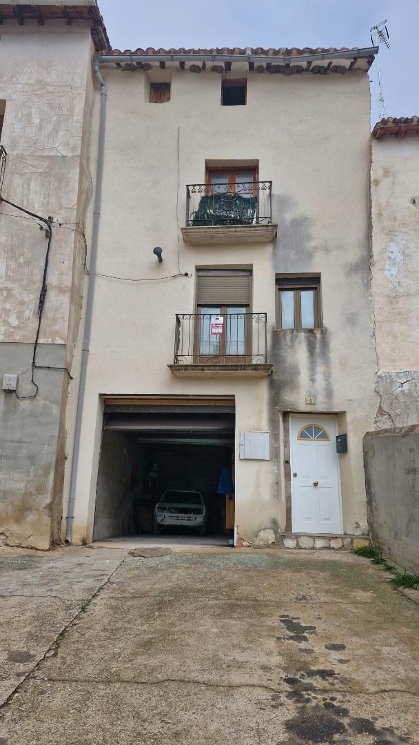 Casa adosada en venda a Calle Piezavecinos, 4, Ribafrecha Vista exterior de Casa adosada en venda en Ribafrecha amb Calefacció, Parquet i Terrassa