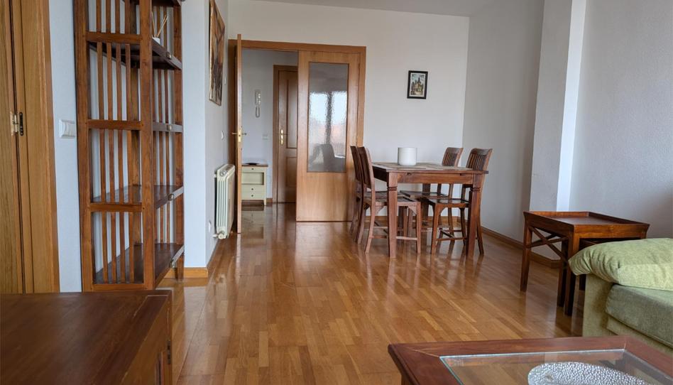 Flat to rent in Avenida de Miguel Ángel Blanco, 37, Huerta del Rey, Valladolid - image 1 Photo 1 of Flat to rent in Avenida de Miguel Ángel Blanco, 37, Huerta del Rey, Valladolid