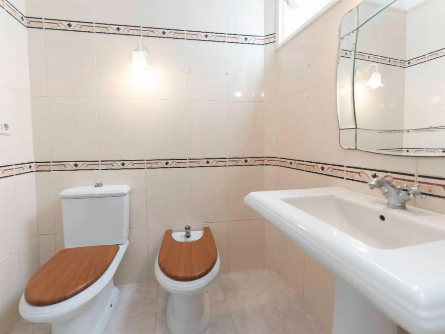 Bathroom of Flat for sale in San Cristóbal de la Laguna  with Terrace, Storage room and Balcony