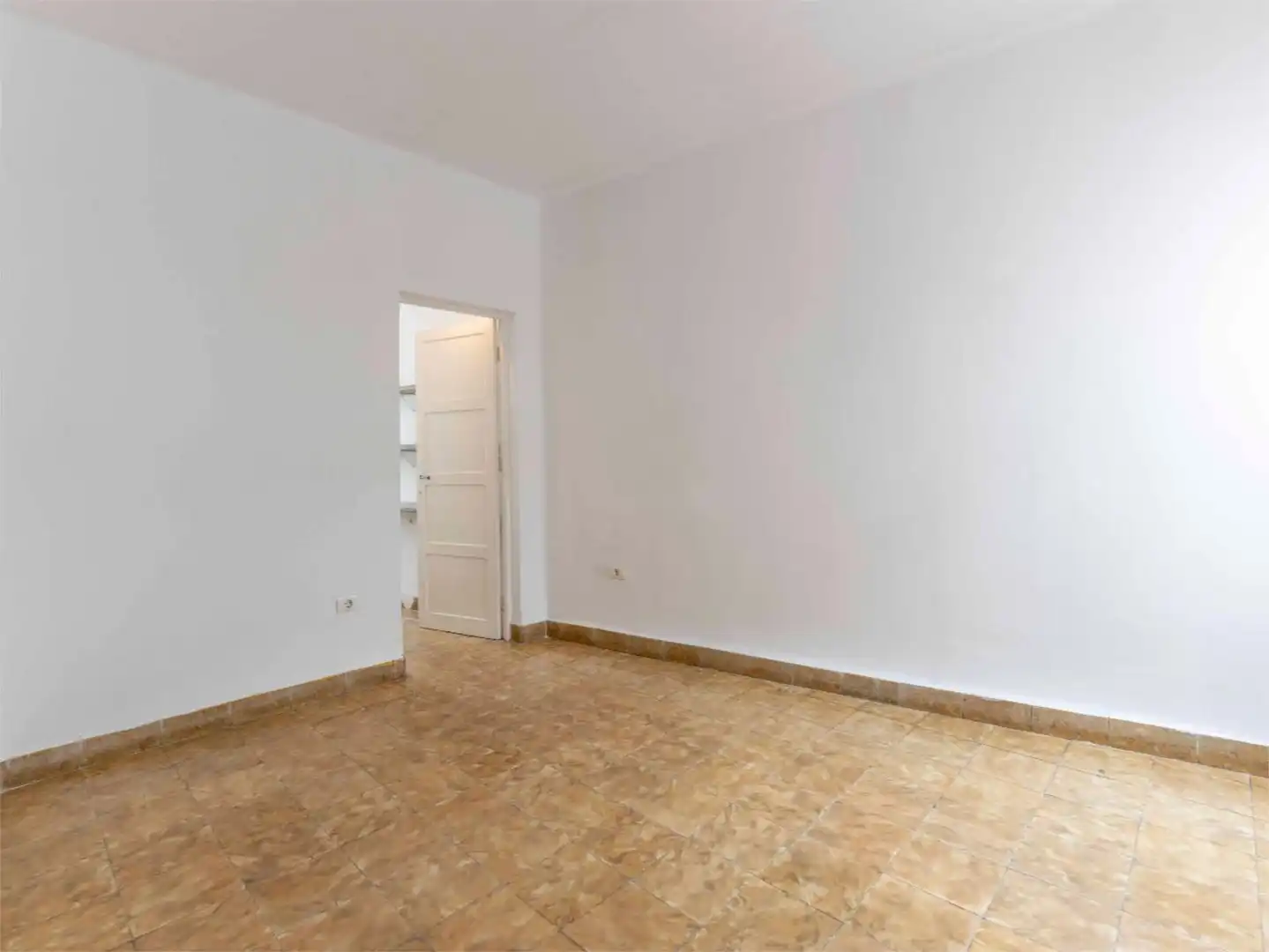 Bedroom of Flat for sale in San Cristóbal de la Laguna  with Terrace, Storage room and Balcony