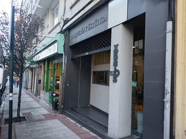 Local comercial en Alquiler en Avenida dos Mallos, 37 en Os Mallos