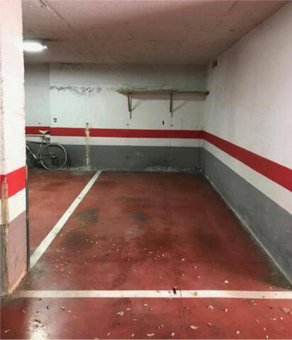 Garaje en Alquiler en El Cónsul - Ciudad Universitaria - El Romeral