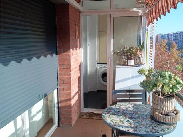 Piso en Venta en Gran Via de les Corts Catalanes, 911 en El Clot