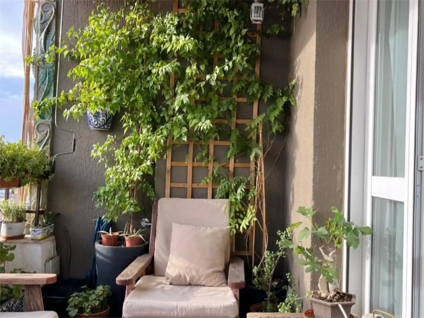 Balcony of Flat for sale in Sevilla  with Air Conditioner, Heating and Parquet flooring
