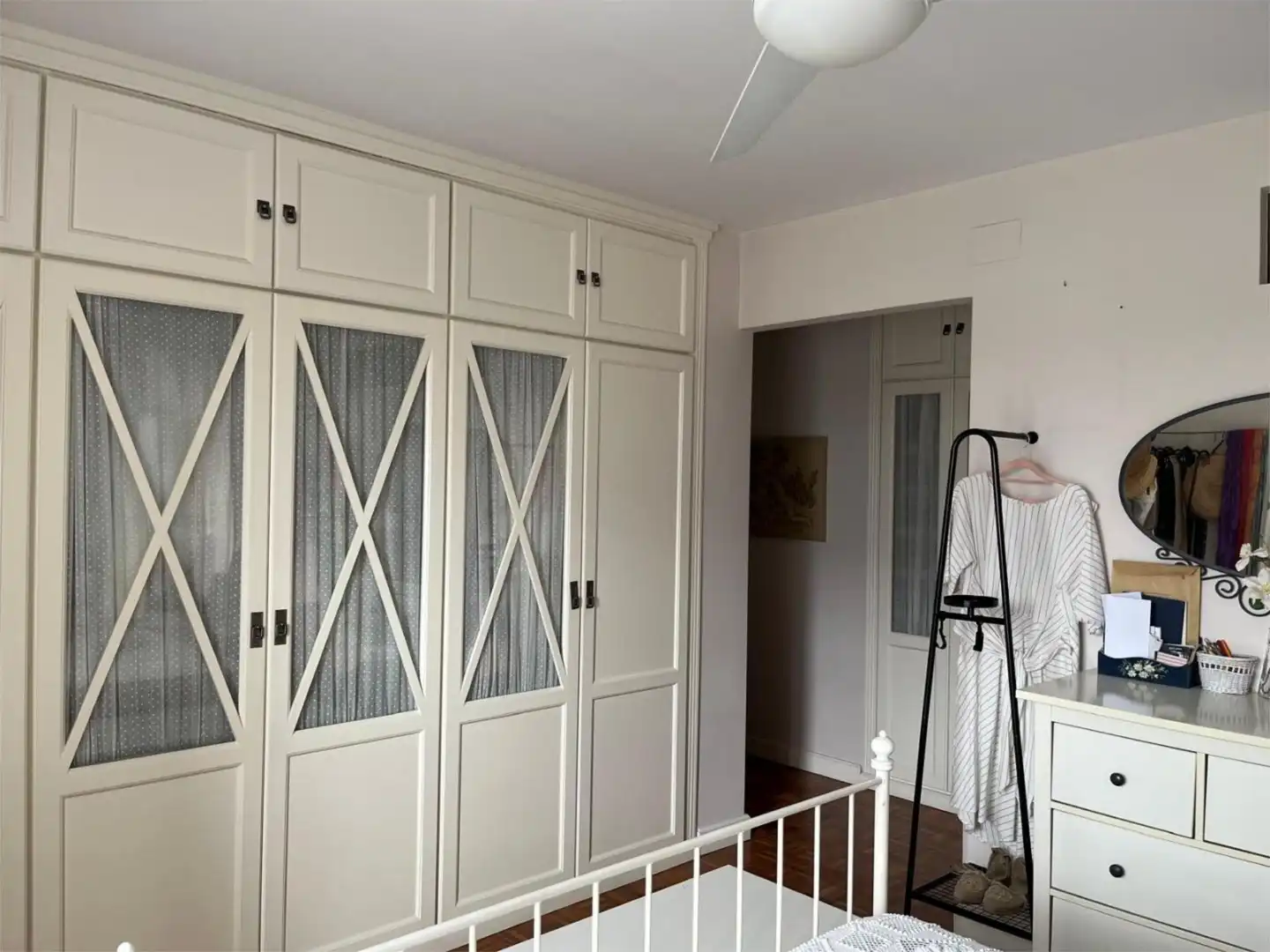 Bedroom of Flat for sale in Sevilla  with Air Conditioner, Heating and Parquet flooring