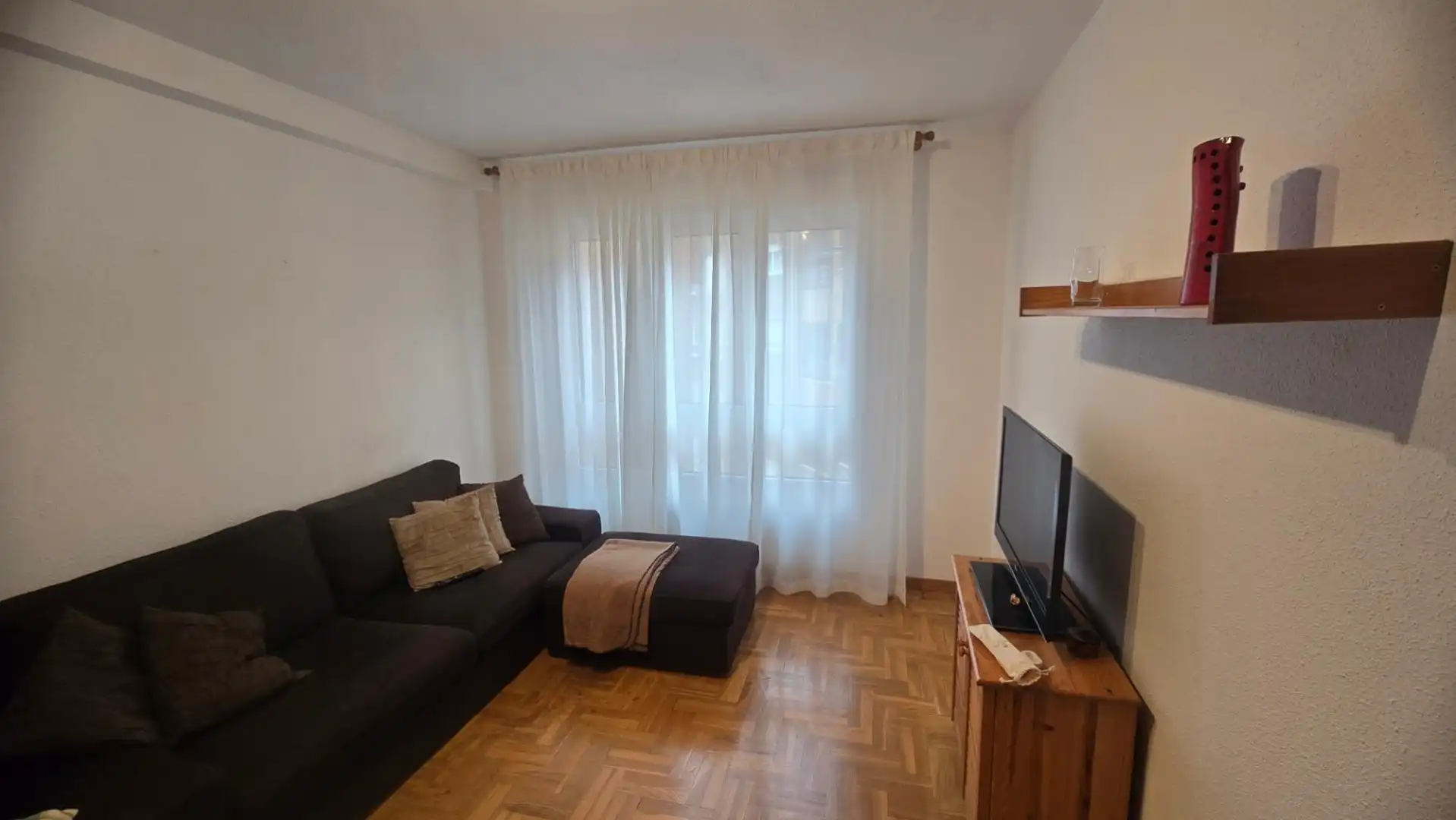 Flat for sale in Calle Miguel Ángel Blanco, 9, Masip Living room of Flat for sale in Oviedo
