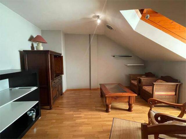 Piso en Alquiler en Zona Alta