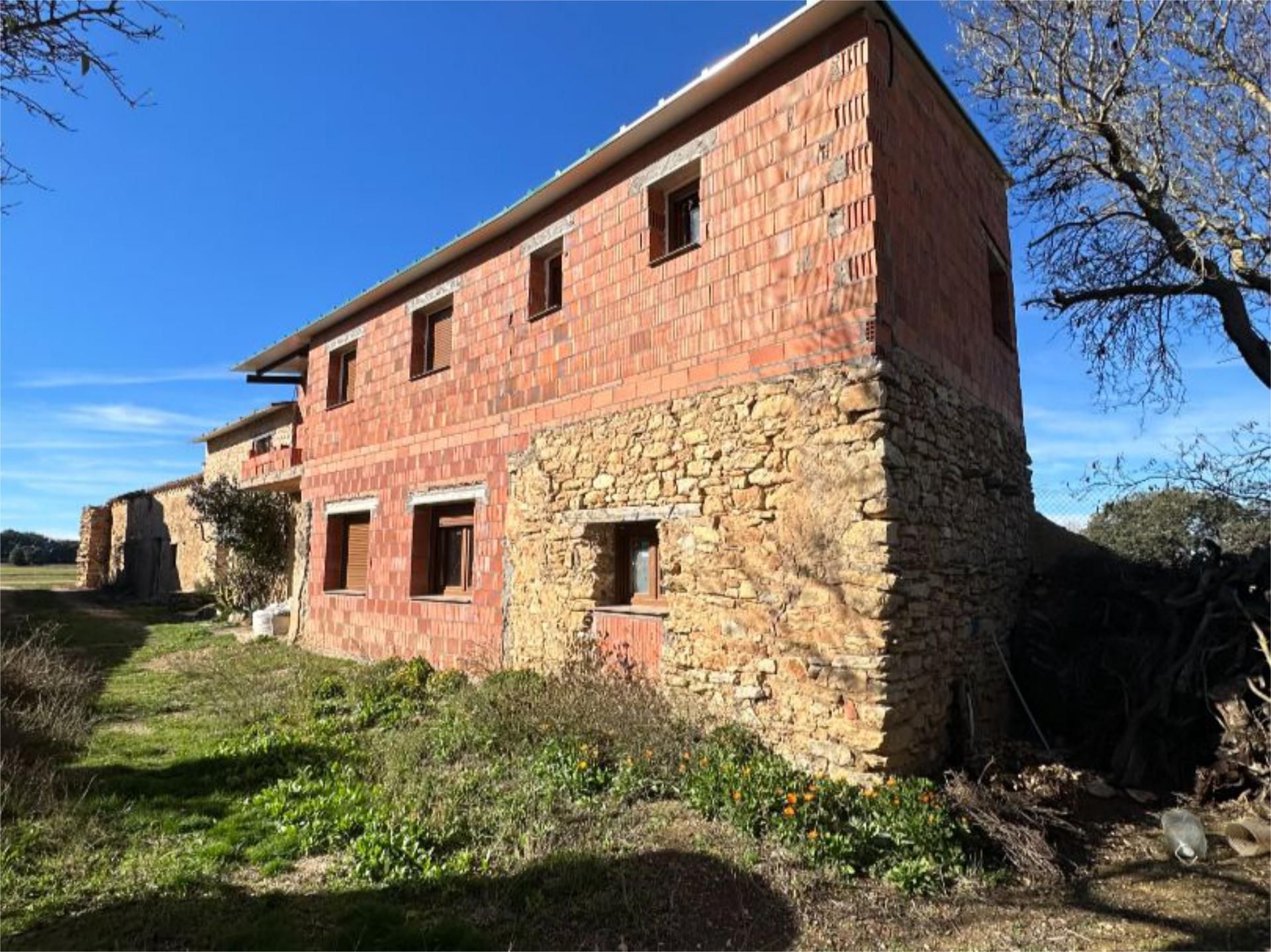 Single-family semi-detached for sale in Calle Albacete, 1, Munera Exterior view of Single-family semi-detached for sale in Munera with Private garden, Terrace and Balcony