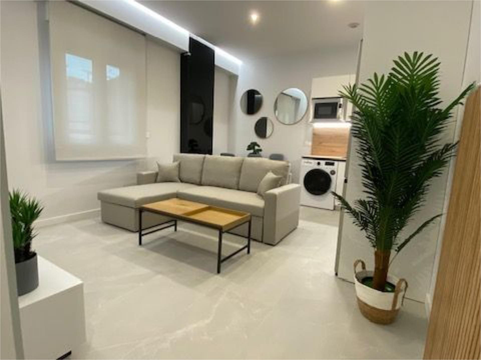 Pis de lloguer a Pasaje Masso, 2, Centro Sala d'estar de Pis de lloguer en Albacete Capital amb Aire condicionat, Calefacció i Traster