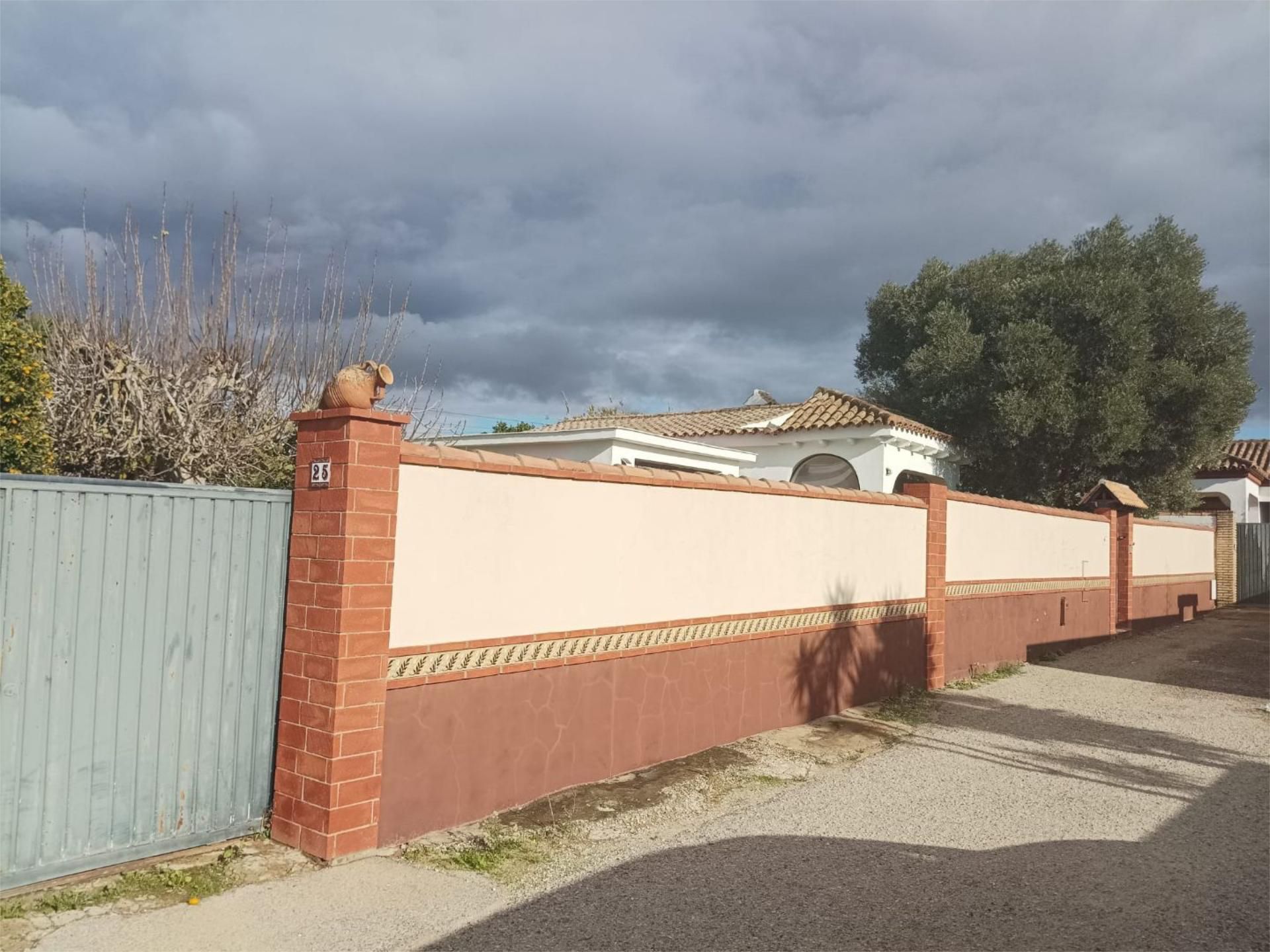 House or chalet for sale in Camino del Glaciar, 25, Las Lagunas - Campano Exterior view of House or chalet for sale in Chiclana de la Frontera with Air Conditioner, Private garden and Terrace