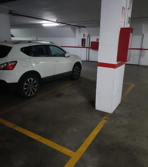 Foto 2 de Garatge de lloguer a Calle Moncayo, 23, Isla Chica, Huelva