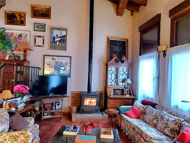 Casa adosada en Alquiler en Calle Iglesia, 7 en Fresno de Cantespino