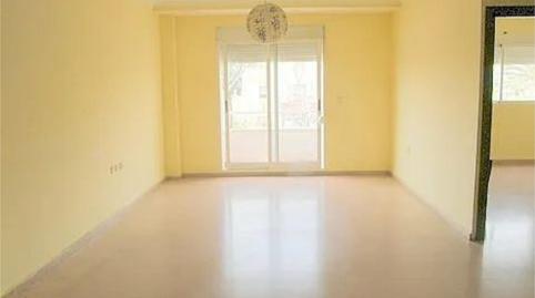 Flat to rent in Carrer del Mestre Joan Maǵal Benzo, 41, Centro Ciudad, Valencia - image 4 Photo 4 of Flat to rent in Carrer del Mestre Joan Maǵal Benzo, 41, Centro Ciudad, Valencia