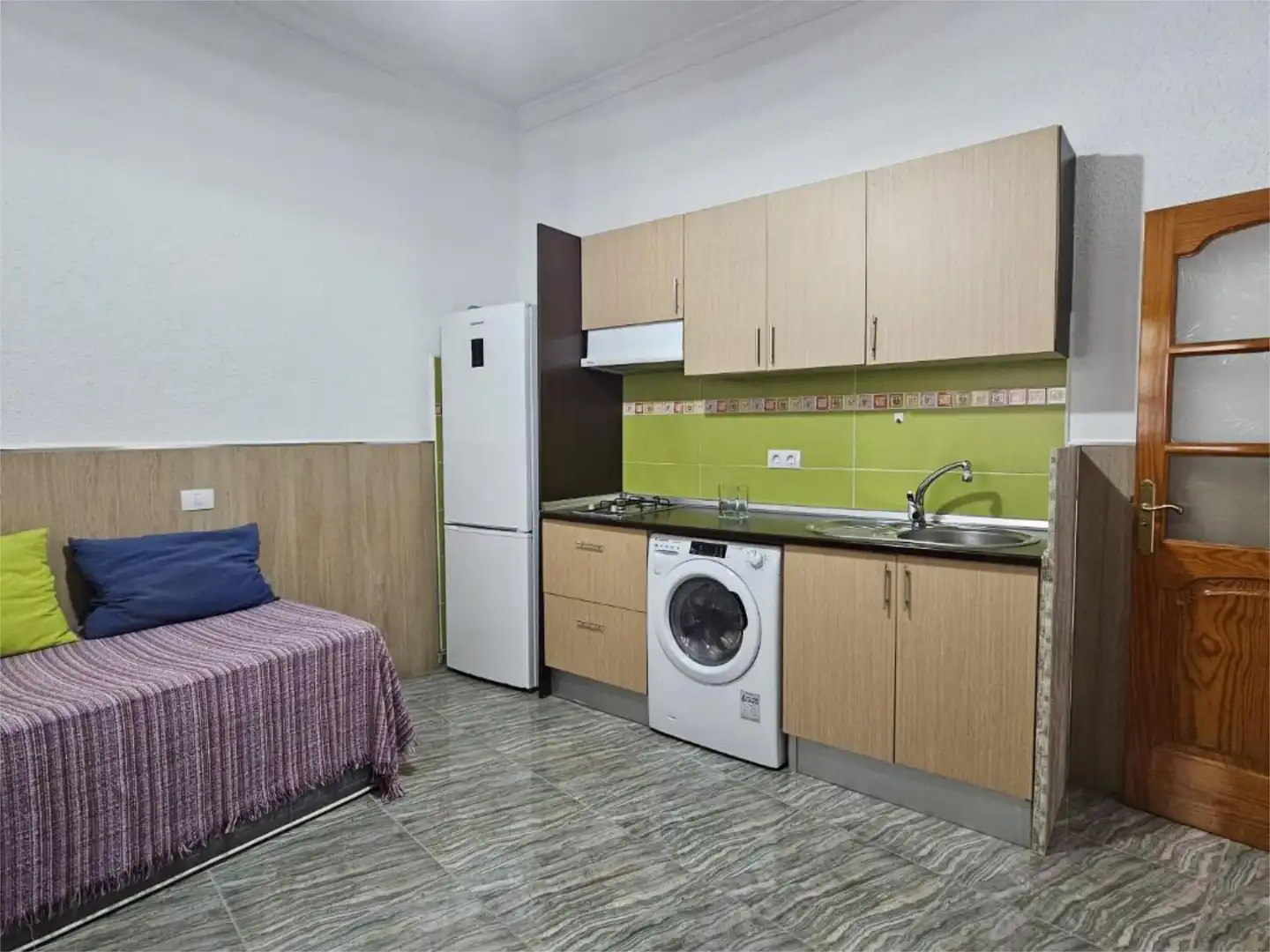 Casa adosada en venda a Calle Dean Rodríguez Bolaños, 34, Sardina Cuina de Casa adosada en venda en Santa Lucía de Tirajana amb Aire condicionat, Jardí privat i Terrassa