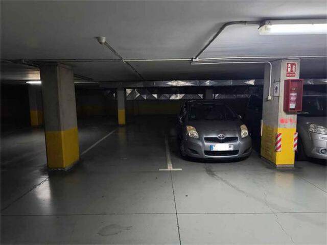 Garaje en Alquiler en Duggi - Rambla - Los Hoteles