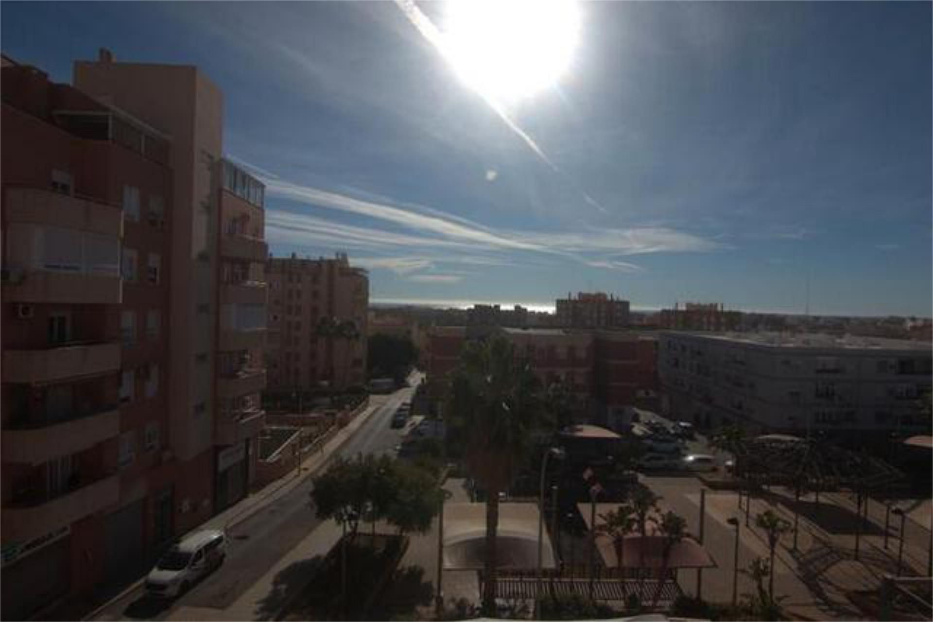 Vista exterior de Pis en venda en  Almería Capital
