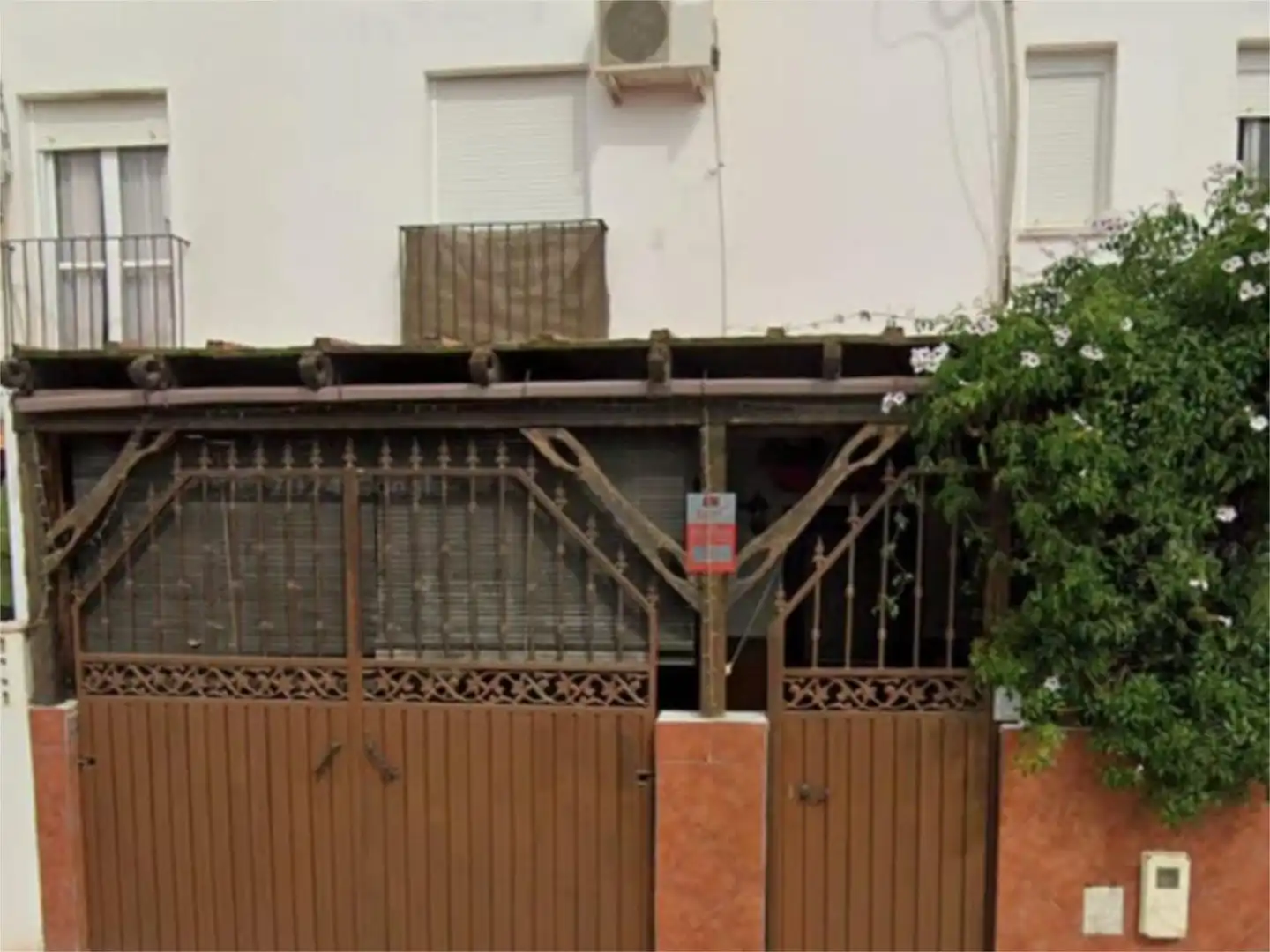 Vista exterior de Casa adosada en venda en Mazagón amb Terrassa i Balcó