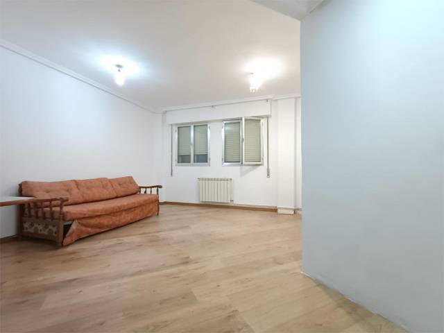 Apartamento en Alquiler en Calle Real, 31 en Santovenia de Pisuerga