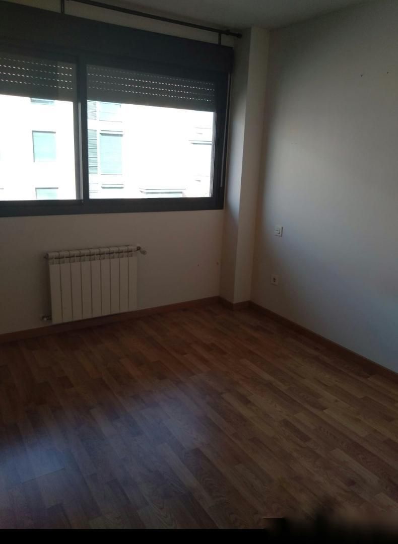 Piso de alquiler en Calle del Pintor Ignacio de Zuloaga, 23, Sanchinarro Habitación de Piso de alquiler en Madrid Capital