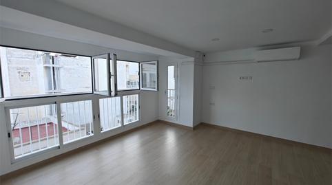 Flat to rent in Calle de Pedro Lorca, 1, Centro - Muelle Pesquero, Alicante - image 2 Photo 2 of Flat to rent in Calle de Pedro Lorca, 1, Centro - Muelle Pesquero, Alicante