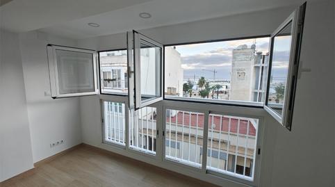 Flat to rent in Calle de Pedro Lorca, 1, Centro - Muelle Pesquero, Alicante - image 3 Photo 3 of Flat to rent in Calle de Pedro Lorca, 1, Centro - Muelle Pesquero, Alicante