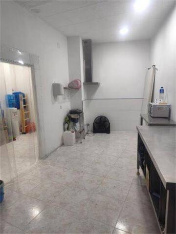 Local comercial en Alquiler en Santa Perpètua de Mogoda