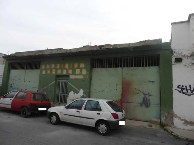 Casa adosada en Venta en Avenida Valencia, 18 en Fátima - El Panderón