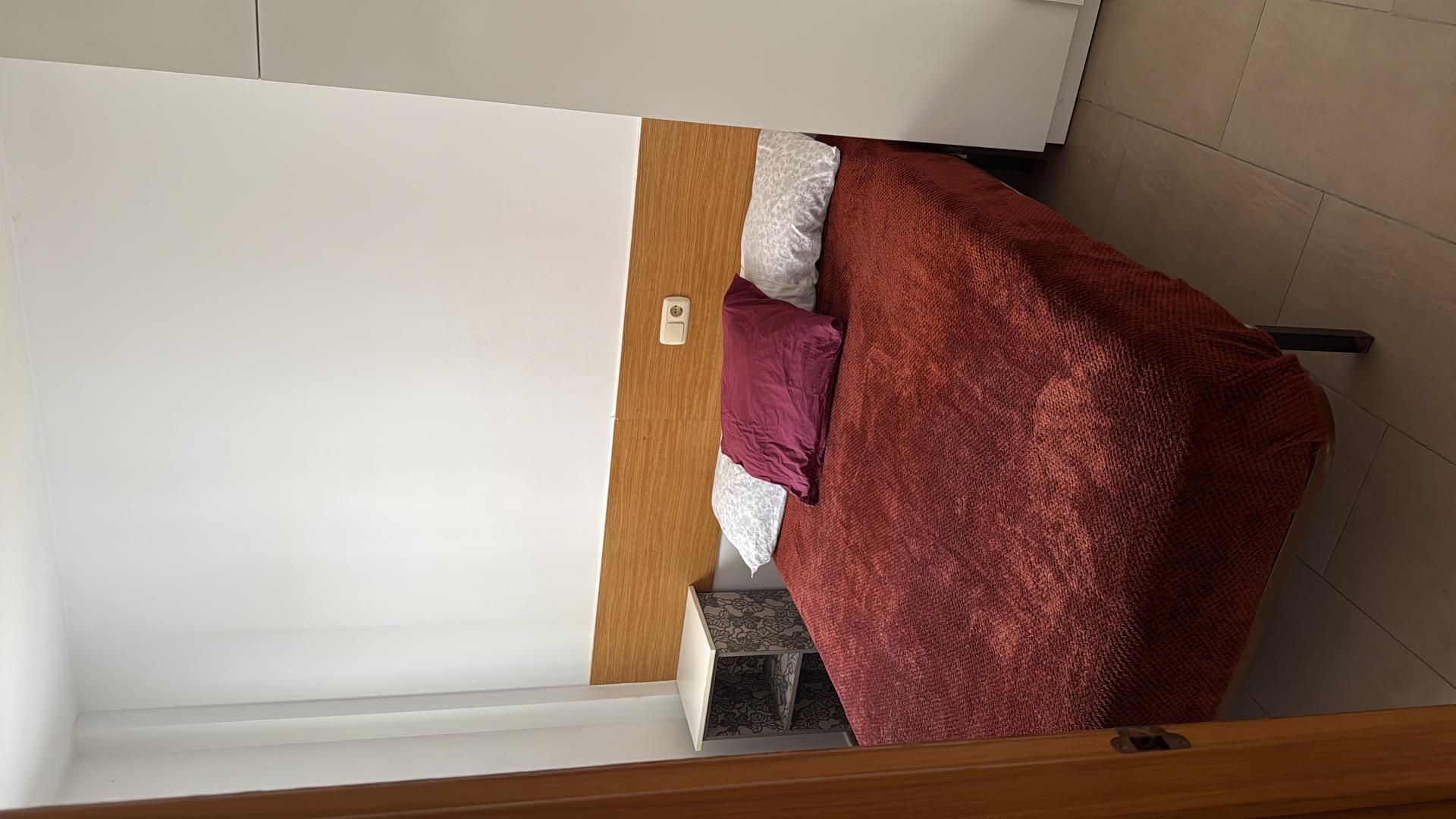 Apartamento para compartir en Calle Benalmádena, 20, Los Boliches Habitación de Apartamento para compartir en Fuengirola con Aire acondicionado, Calefacción y Amueblado