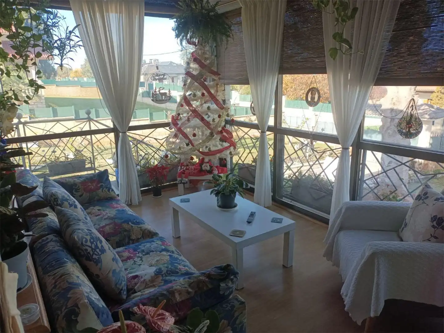 Casa o chalet en venta en Avenida Vizcaya, 16, Ayegui / Aiegi Sala de estar de Casa o chalet en venta en Ayegui / Aiegi con Aire acondicionado, Terraza y Piscina