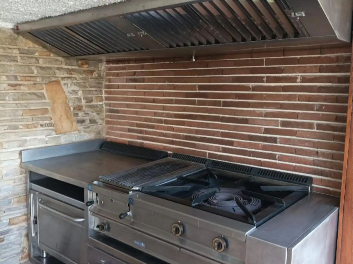 Casa o chalet en venta en Avenida Vizcaya, 16, Ayegui / Aiegi Cocina de Casa o chalet en venta en Ayegui / Aiegi con Aire acondicionado, Terraza y Piscina