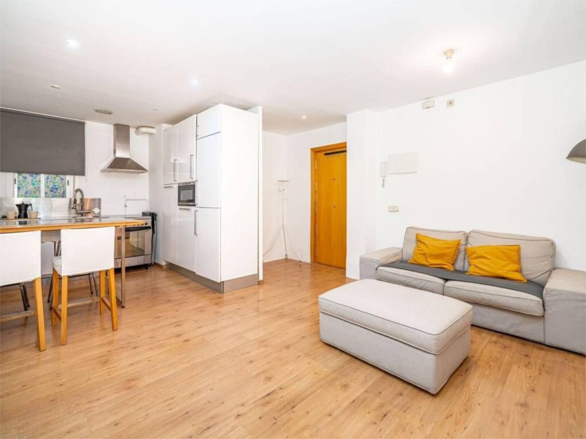 Living room of Flat to share in  Palma de Mallorca  with Terrace, Storage room and Balcony