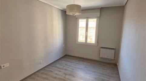 Photo 3 of Flat for sale in Santa Isabel Kalea, 2, Zaramaga, Vitoria - Gasteiz