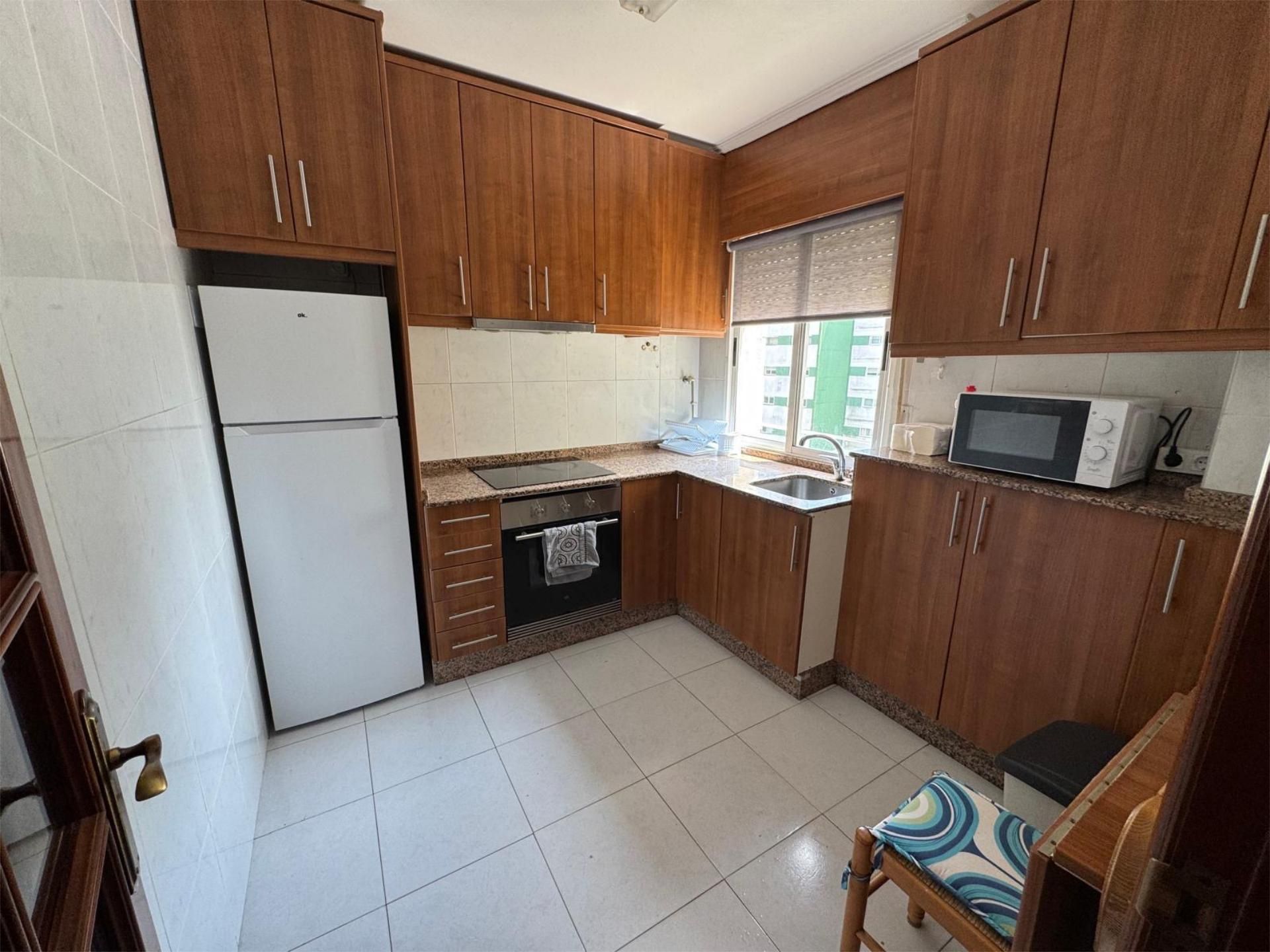 Pis de lloguer a Rúa Pedro Carvajal, 29, Caranza Cuina de Pis de lloguer en Ferrol