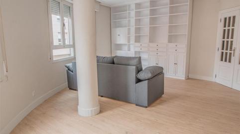 Photo 3 of Flat for sale in Avenida Valdés, 40, Centro, León