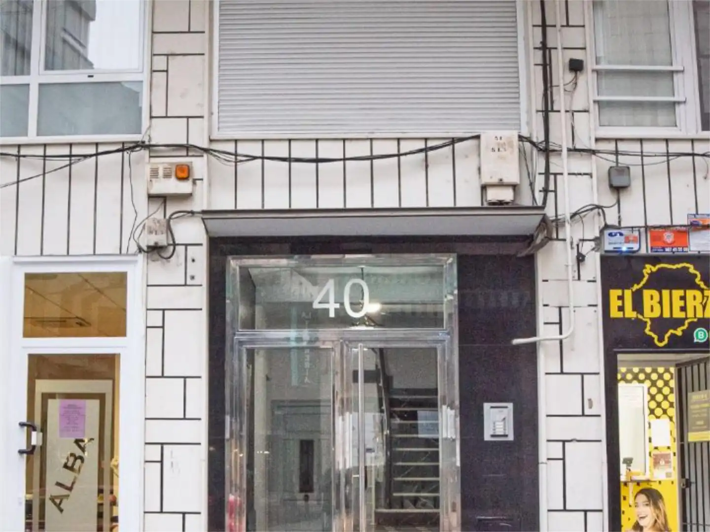 Pis en venda a Avenida Valdés, 40, Centro Vista exterior de Pis en venda en Ponferrada amb Calefacció, Traster i Moblat